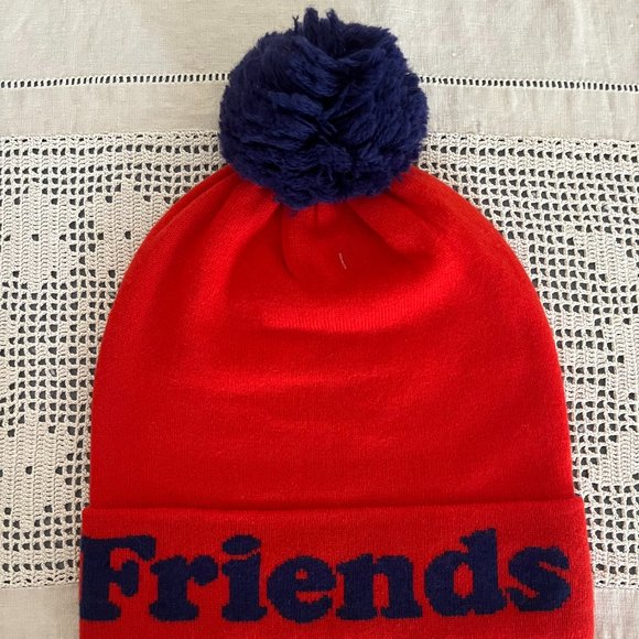 NEW Band of Outsiders x Neiman Marcus for Target Friends pom pom beanie rare - Picture 1 of 8